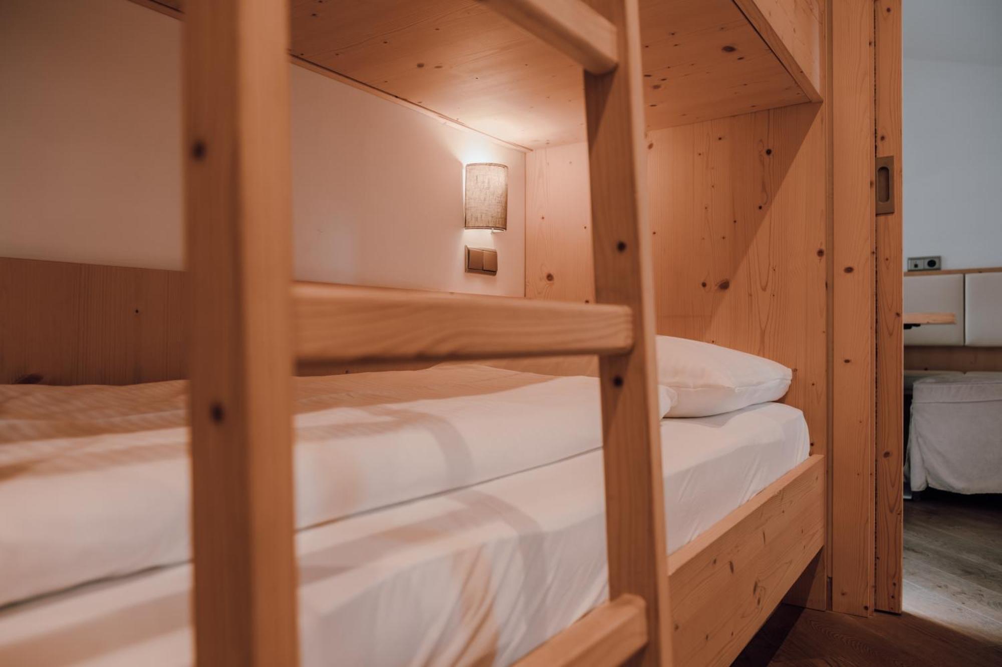 Residence Hotel Alpinum Campo Tures Ngoại thất bức ảnh