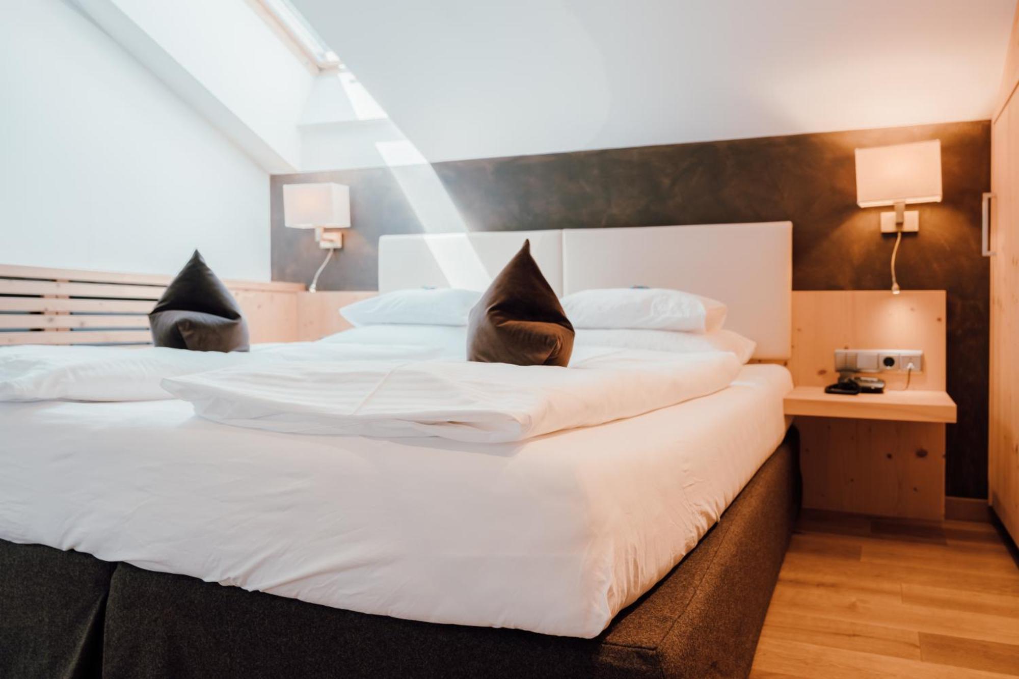 Residence Hotel Alpinum Campo Tures Ngoại thất bức ảnh