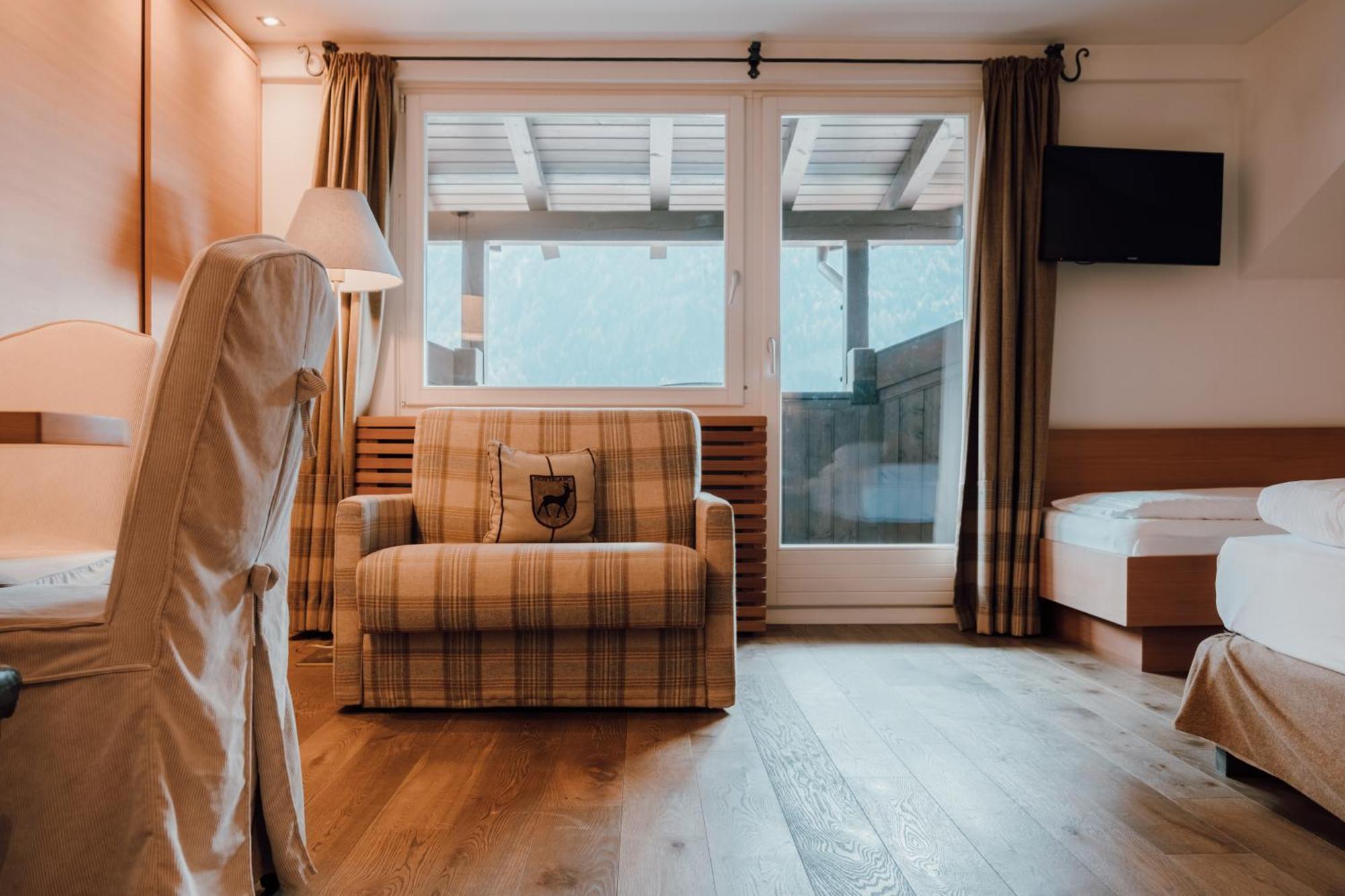 Residence Hotel Alpinum Campo Tures Ngoại thất bức ảnh