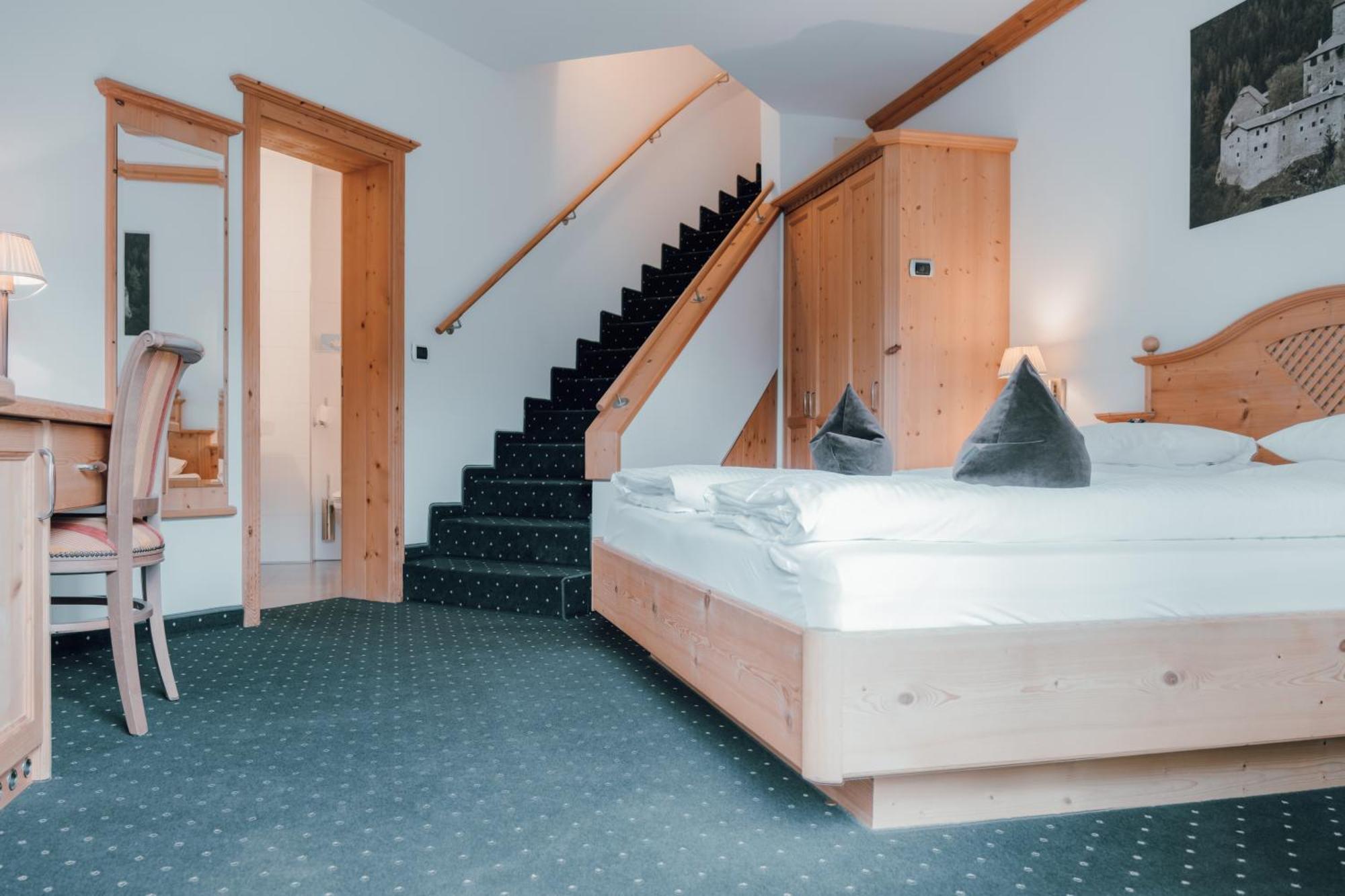 Residence Hotel Alpinum Campo Tures Ngoại thất bức ảnh